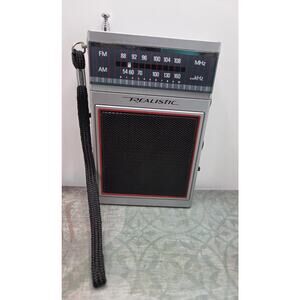 Vintage Realistic Radio Shack Hand Held Portable AM-FM Radio Model 12-719 Works